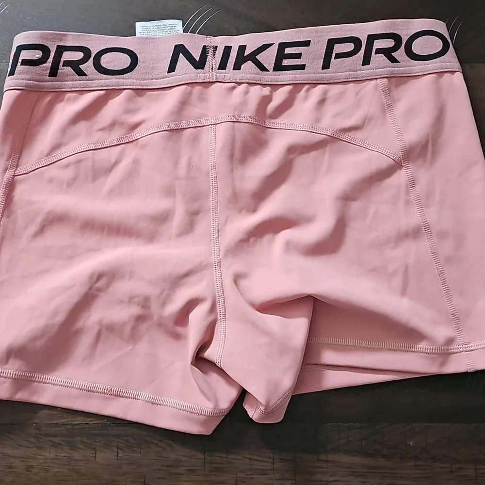 Nike Women's Coral Athletic Shorts - Picture 4 of 4